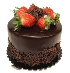 Ganaj Kaplamalı Yoğun Çikolatalı Yaş Pasta